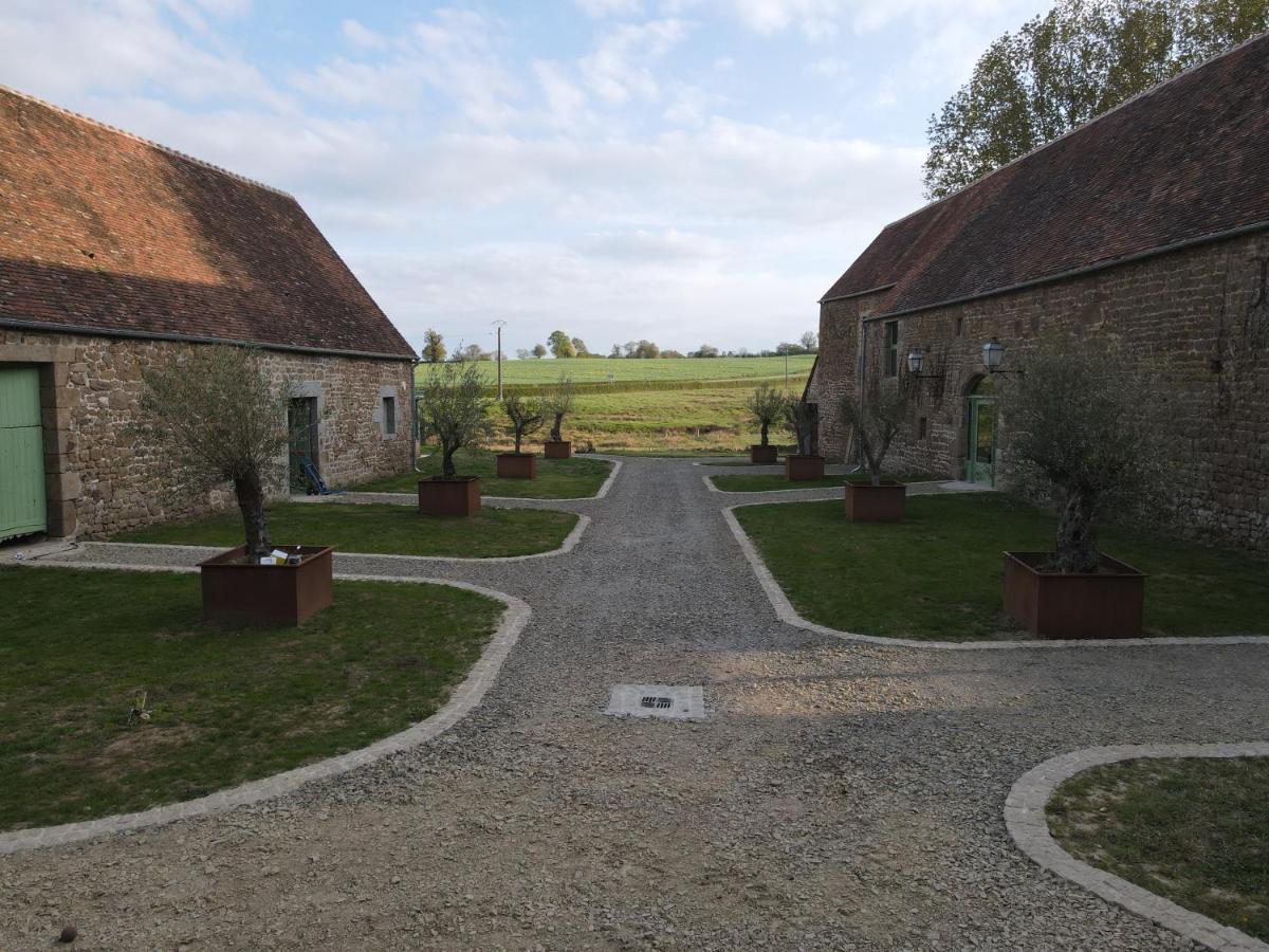 مبيت وإفطار Putanges Domaine Des Tours Vauquelin المظهر الخارجي الصورة